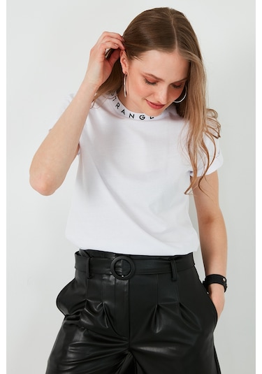 Lela Yakası Baskılı Bisiklet Yaka Basic Örme Bayan T Shirt 5864054 Beyaz