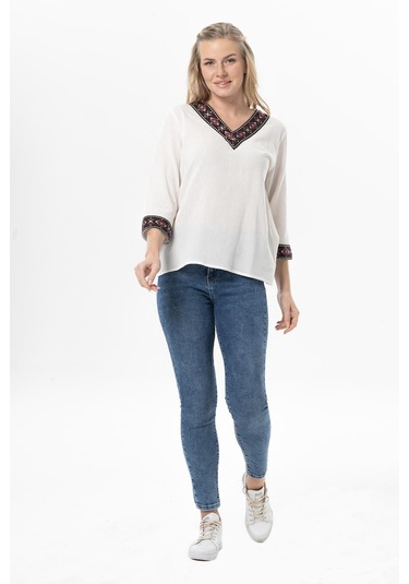 Truvakar Kol V Yaka Nakışlı Talya Şile Bezi Yazlık Bluz Krem Krm-krem