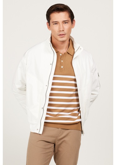 AC&Co / Altınyıldız Classics Erkek Vızon-ekru Standart Fit Normal Kesim Polo Yaka Çizgili Triko Kazak Vizon - Ekru AC&Co / Altınyıldız Classics Erkek Vızon-ekru Standart Fit Normal Kesim Polo Yaka Çizgili Triko Kazak Vizon - Ekru