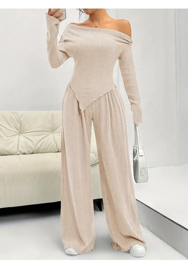 Kadın Uzun Kollu Omuzlardan Açık Asimetrik Kesim Kaşkorse Bluz Ve Pantolon Ikili Pantolon Bej Kadın Uzun Kollu Omuzlardan Açık Asimetrik Kesim Kaşkorse Bluz Ve Pantolon Ikili Pantolon Bej