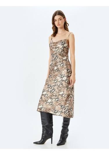 Koton Yılan Derisi Görünümlü Midi Degaje Yaka İp Askılı Slip Elbise Bej Desenli 5wak80055fw Ekru Koton Yılan Derisi Görünümlü Midi Degaje Yaka İp Askılı Slip Elbise Bej Desenli 5wak80055fw Ekru