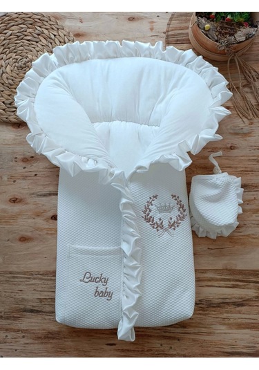 Yenidoğan Ultralüks Fermuarlı Ve Cepli Lucky Baby Nakışlı Bebek Battaniyesi Kundak Ekru