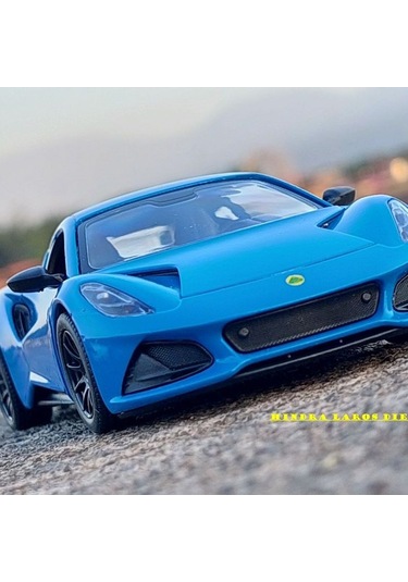 Kinsmart Lotus Emira-1/34 Ölçekli Döküm Modeli