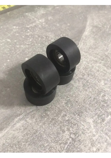 Magviktory Kapaklı Mobilya Tekerleği 4 Adet 30 Mm 15 Mm 8 Mm 167535004 Siyah