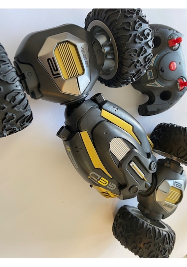 Ctoys Işıklı Sesli Uzaktan Kumandalı 360 Derece Dönebilen Araç Siyah