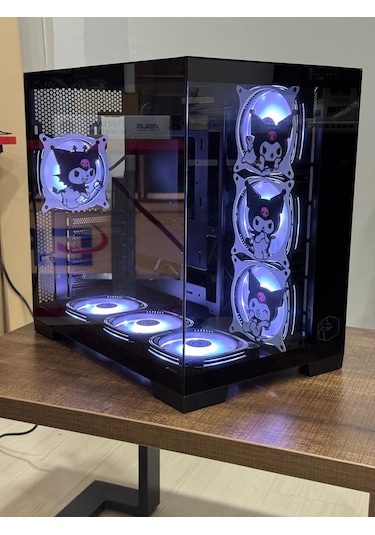Gametech Kuromi Karakterli 7 Rgb Fanlı Akvaryum Kasa Siyah