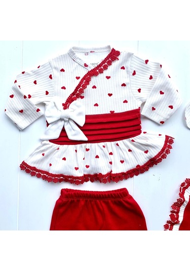 Kalp Desenli Dantel İşlemeli Hastane Çıkışı Bebek Takımı Beyaz