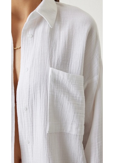 Kadın Oversize Basic Cepli Müslin Gömlek Beyaz