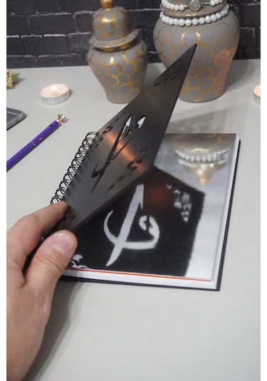 A5 Günlük Planlayıcı Elif Vav Siyah Ahşap Kapaklı Defter - Dini Plan Defteri