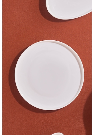 Karaca Stream Basic Line Servis Tabağı 23 cm