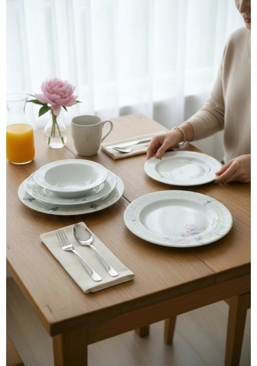 Akayev Porselen Fiorina 24 Parça Yemek Takımı Beyaz