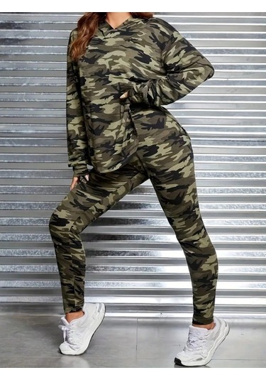 Tua Moda Kadın Uzun Kollu Kapşonlu Kamuflaj Desenli Bluz Ve Pantolon Tayt Ikili Takım Yeşil