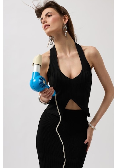 Modasize V Detay Dokulu Crop Bluz Siyah