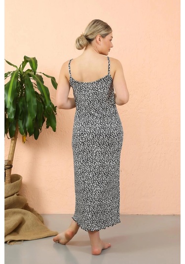 Giyim Kadın İp Askılı Yırtmaçlı Uzun Lacivert Gecelik Lacivert