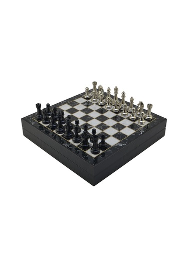 Gifthome Orta Boy Premium Black Metal Klasik Satranç Takımı Ve Mermer Desenli Sandıklı Mdf Tahtası 30x30x6 Cm.