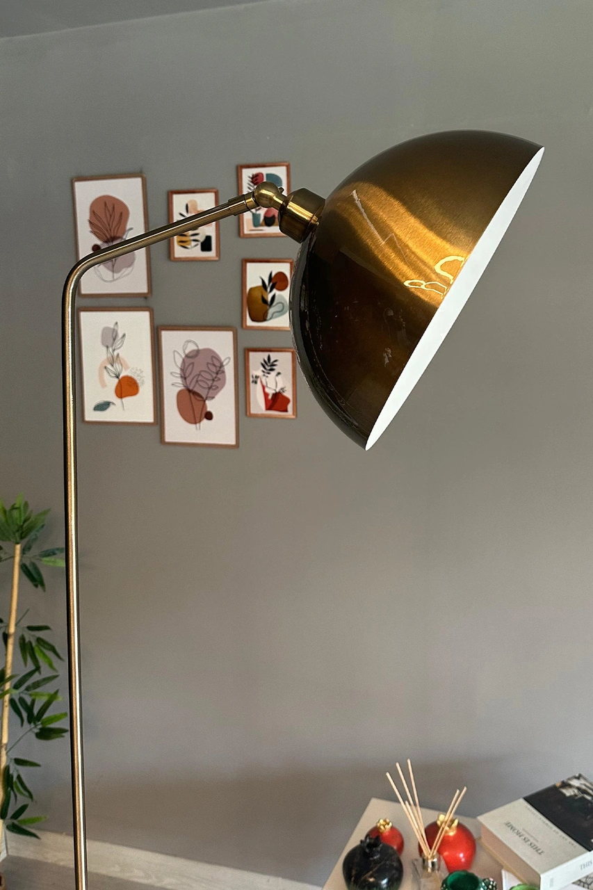 Lambader Hareketli Başlık Modern Dekoratif Metal Oturma Odası Çalışma Odası Zemin Lambası Eskitme