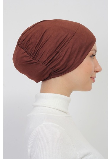 Lastikli Kaymaz Geçmeli Pratik Tesettür Bone Çikolata