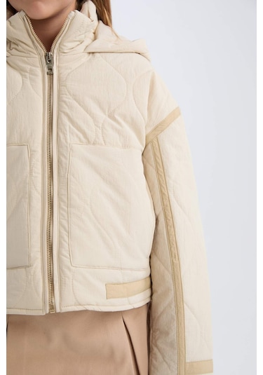 DeFacto Kız Çocuk Su İtici Kapüşonlu Fermuarlı Cepli Mont D6931A825SPBG759 Bej