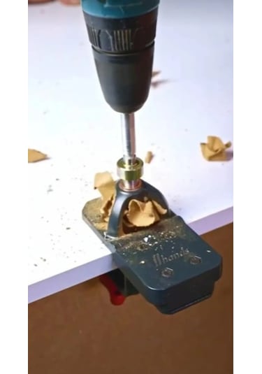 Aksworld Hands Menteşe Yeri Açma Aparatı