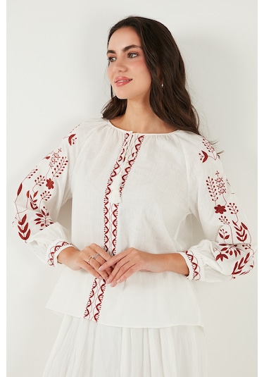 Lela Pamuklu Regular Fit Balon Kol Nakış Işlemeli Bayan Bluz 6110936 Ekru-Bakir