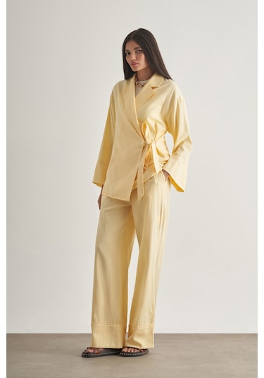 Mizalle Keten Karışımlı Anvelop Bağlı Sarı Kimono Ceket Sari
