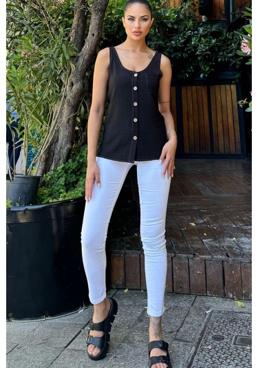 Kadın Siyah Yuvarlak Yaka Ve Düğme Detaylı, Kalın Askılı Keten Atlet Bluz Siyah