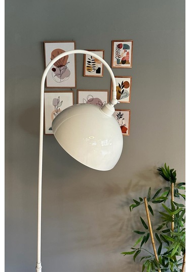 Dimmerli Işığı Ayarlanabilen Işığı Artırılıp Azaltılabilen Beyaz Hareketli Başlık Metal Lambader Beyaz