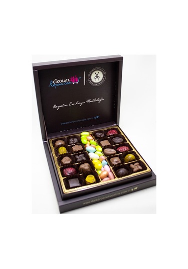 Dark Brown Hediye Çikolata Badem Drajeli El Yapımı Gerçek Çikolata 20 Adet