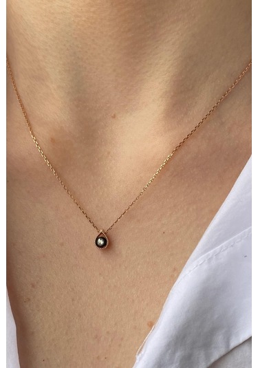 Zümrüt Sarraf 8 Ayar Altın 0.03 Ct Tek Damla Elmas Kolye