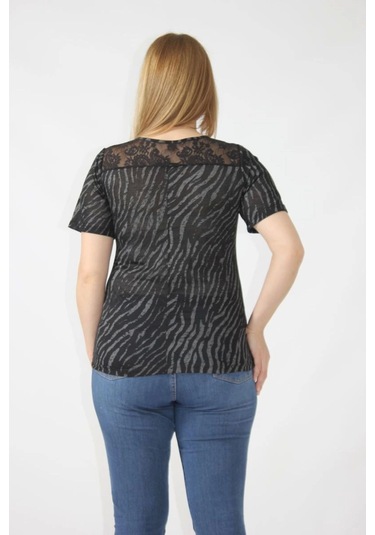 3284 Sırtı Dantel Detaylı Viskon Penye Desenli Bluz Siyah-krem