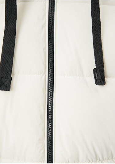 Mavi - Kapüşonlu Beyaz Şişme Mont 1110043-83043 Beyaz