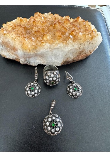 Aysesa Otantik El Yapımı Zirkon Zümrüt Kadın Gümüş Set