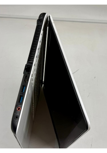 Sony Vaıo SVF152C29W Pentium 2117 8 GB 64 GB SSD Dizüstü Bilgisayar (Outlet)