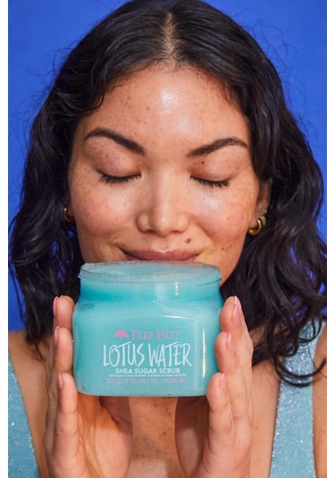 Tree Hut Lotus Water Shea Sugar Scrub Vücut Peelingi 510gr