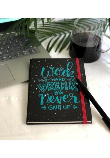Dream Big Mottolu Sert Karton Kapaklı Çizgisiz Defter Zamansız Ajanda Siyah