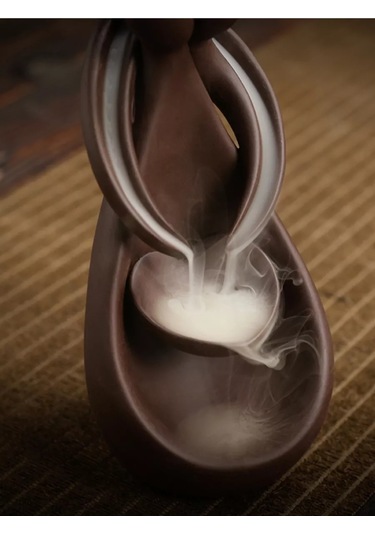 Likes İt Tütsü İçin Oyma Heykeltıraşı 182875270