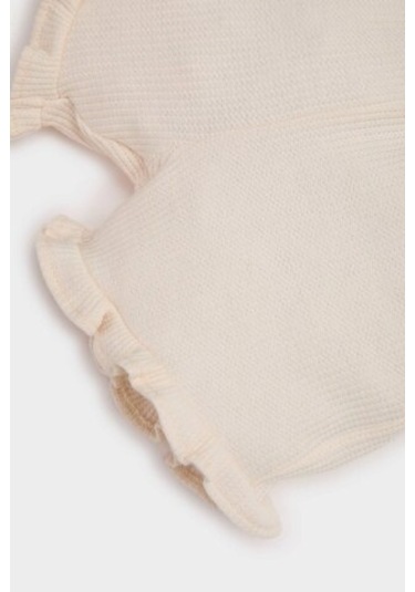 DeFacto Kız Bebek Beli Lastikli Waffle Şort A8043A525SMER2 Ekru