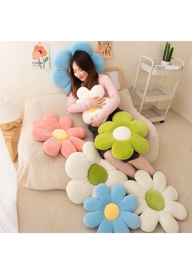 Zyzqstore Çiçek Şekilli Peluş Yastık Minder, Renkli Anime Tema, Sevimli Çok Renkli