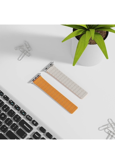 iOs Watch Uyumlu  7 45mm Zore Krd-111 Çizgili Desenli Silikon Kordon-kahverengi