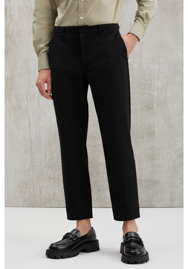 Vassel Erkek 360 Derece Esneyen Teknik Kumaşlı Fermuarlı Kordonlu Boru Paça Siyah Pantolon