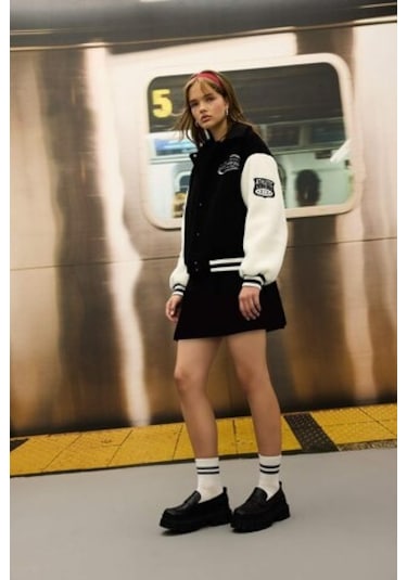 DeFacto Coool Şort Etek Yüksek Bel Pamuk Astarlı Mini Etek C7581AX24AUBK27 Siyah