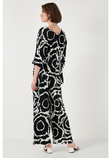 Lela Desenli Regular Fit Truvakar Kol V Yaka Alt-Üst Bayan Takım 5865357 Siyah