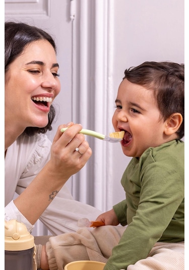 Wee Baby Süper Vakumlu Tabak ve 2'li Mama Kaşığı