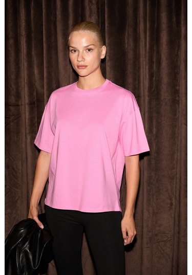 Grımelange Lagertha Kadın %100 Organik Pamuklu Kalın Dokulu Oversize Fit Yuvarlak Yakalı Pembe T-shi Pembe