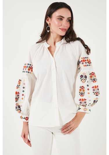 Lela Nakış Işlemeli Pamuklu Oversize Fit V Yaka Bayan Gömlek 676253 Ekru