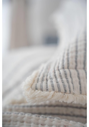Ecocotton Hivda Gri %100 Organik Pamuk Müslin Dolgulu Çift Kişilik Yatak Örüsü Gri
