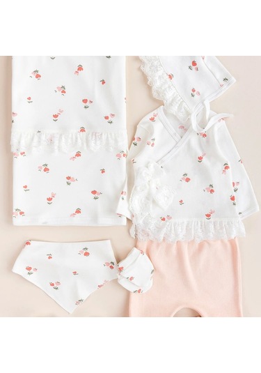 Çiçek Desenli Dantel İşlemeli %100 Pamuk Kız Bebek 8'li Hastane Çıkışı Beyaz