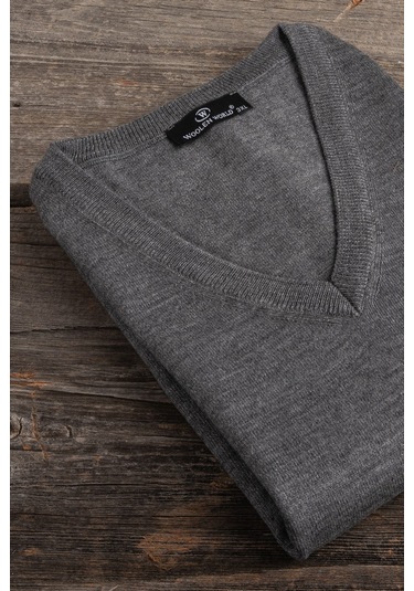 Woolen World V Yaka Battal Büyük Boy Yünlü Triko Kazak Gri