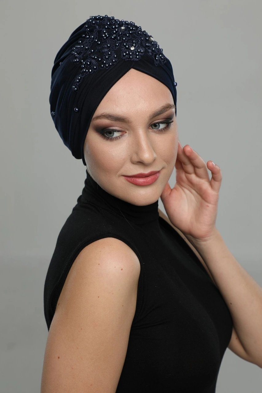 Kopma Astarlı Işlemeli Lacivert Dantel Motifli Hazır Türban Tesettür Abiye Bone Lacivert Dantel