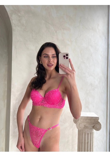 Arona Destekli Brode Nakışlı Fusha Sütyen Takımı Fushia